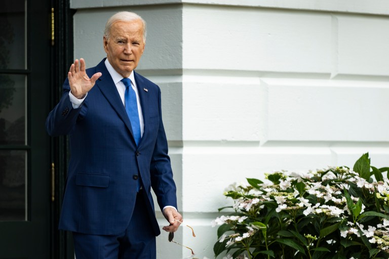 EA3825-USA-GOVERNMENT-PRESIDENT-BIDEN