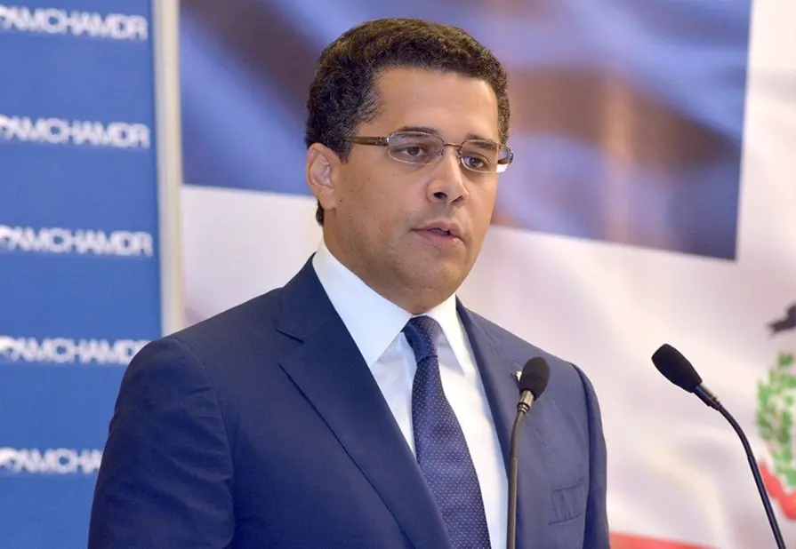 david-collado-ministro-de-turismo-de-la-republica-dominicana-1.jpg